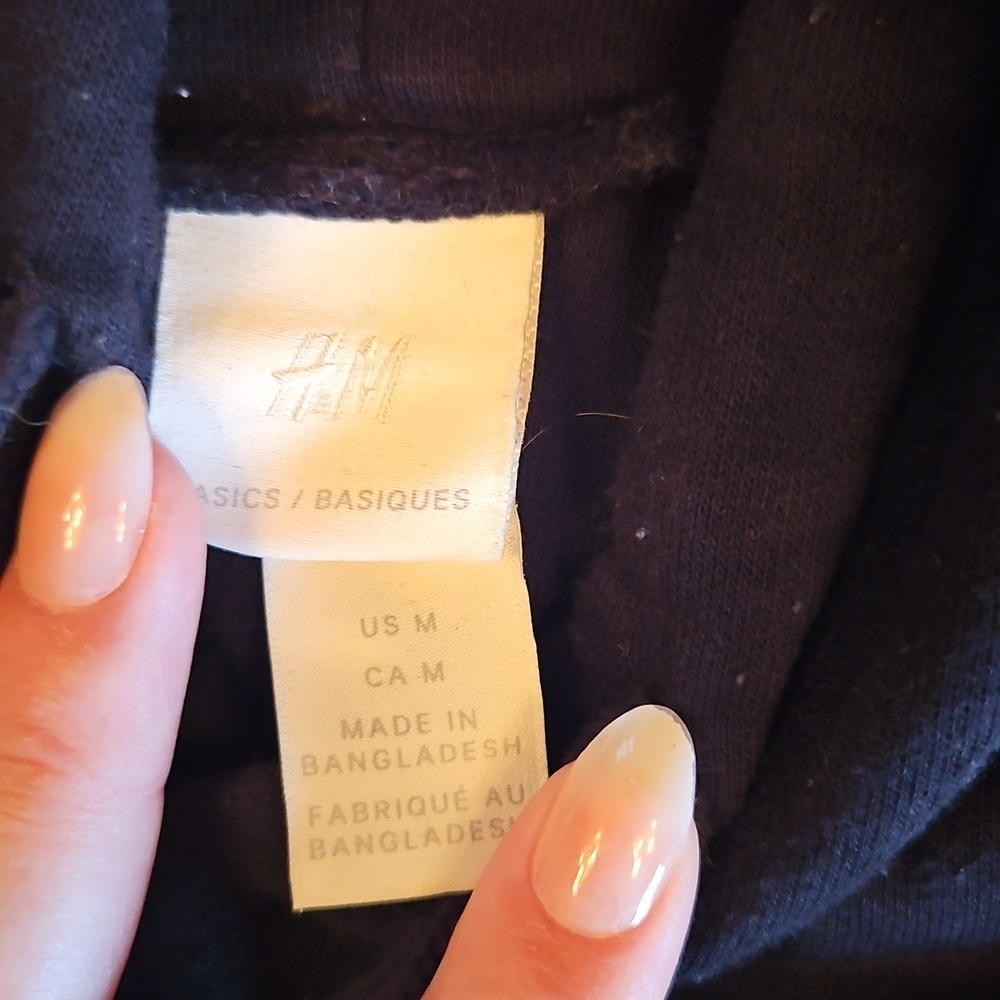 H&m Black Women's Cropped Oversized Hoodie - Picture 2 of 5